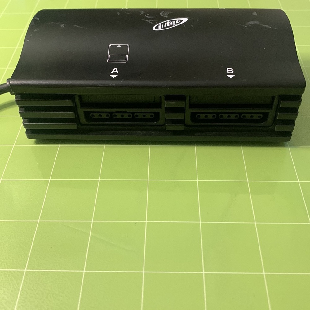 Intec Multiplayer Adapter For Sony PS2 (PS2-7210-A) 4 HUB - Picture 2 of 3